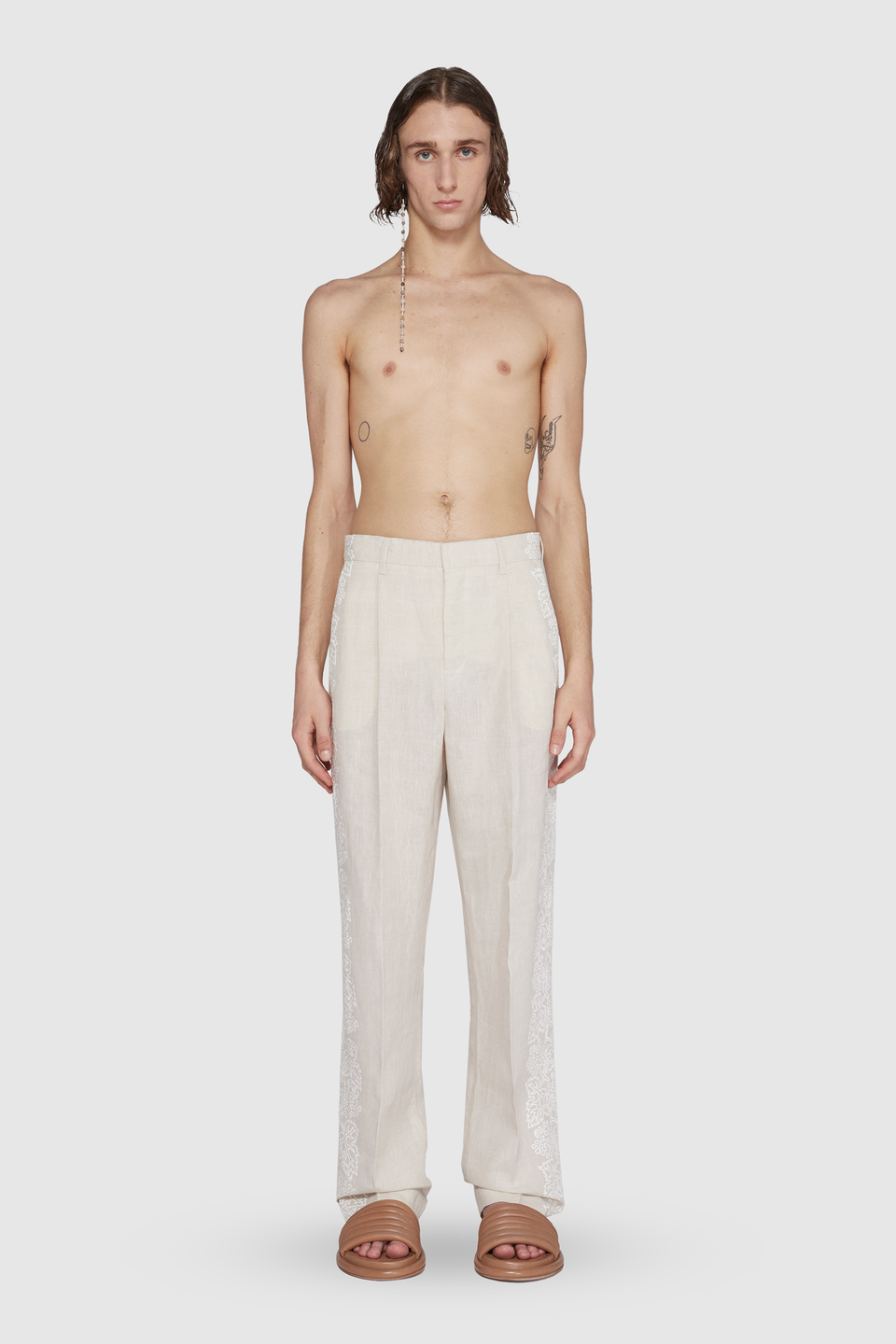 CLASSIC PLEATED TROUSERS